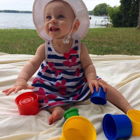 Meet your Posher, Lillian - Picture 1 of 1